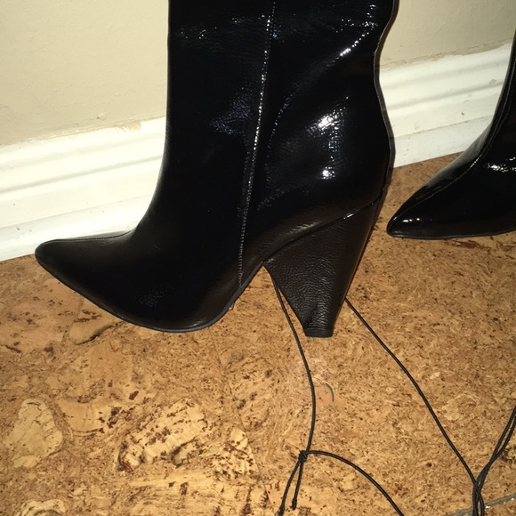 Patent Leather Thigh High Boots!!!!! - Picture 3 of 4